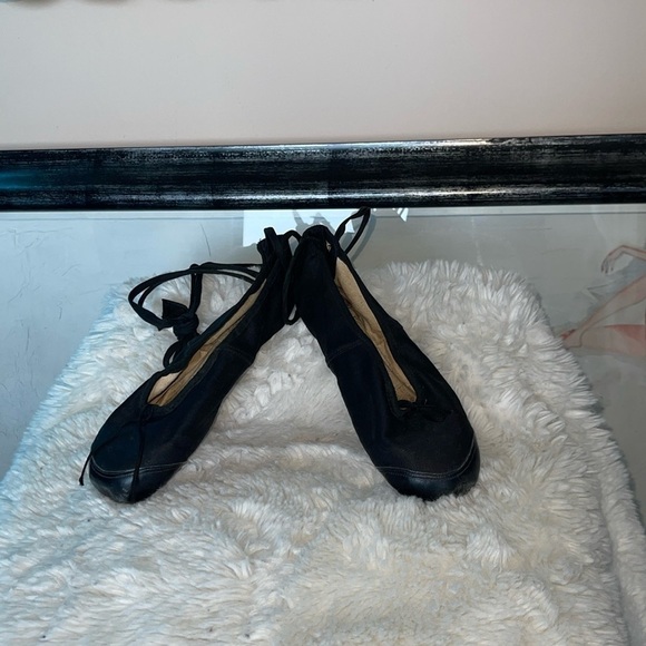 Vintage block toe shoes black cotton with black leather in the front vintage - Picture 1 of 7